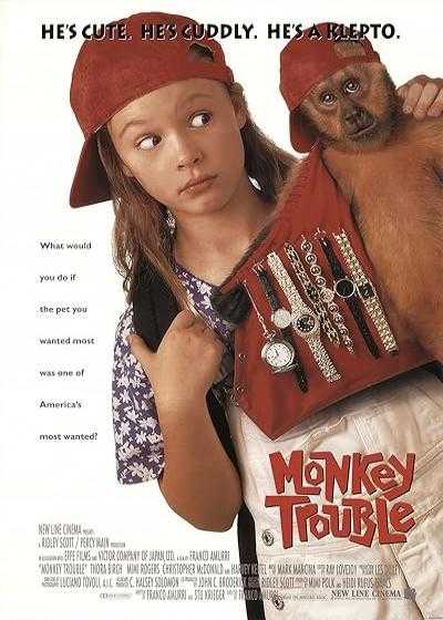 فیلم دردسر میمون Monkey Trouble 1994